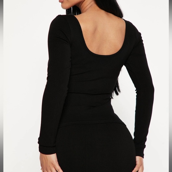 Fashion Nova Tiana snatched top - Picture 5 of 6